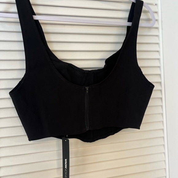 “do you boo” bustier. - Picture 3 of 4